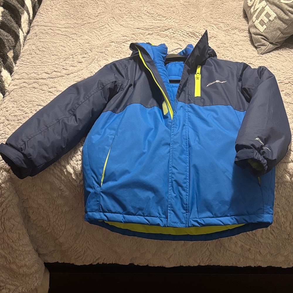 Eddie Bauer Kids Blue and Navy 3 in 1 winter coat. Kids 10-12